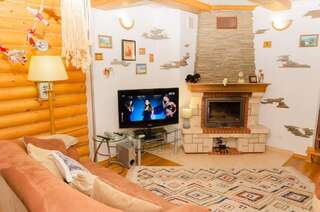 Шале Bukovynskiy Zatyshok Chalet Буковель Шале с 3 спальнями-76